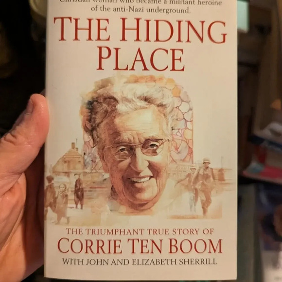 Bundle of Christian Books - 6 - Picture 7 of 12